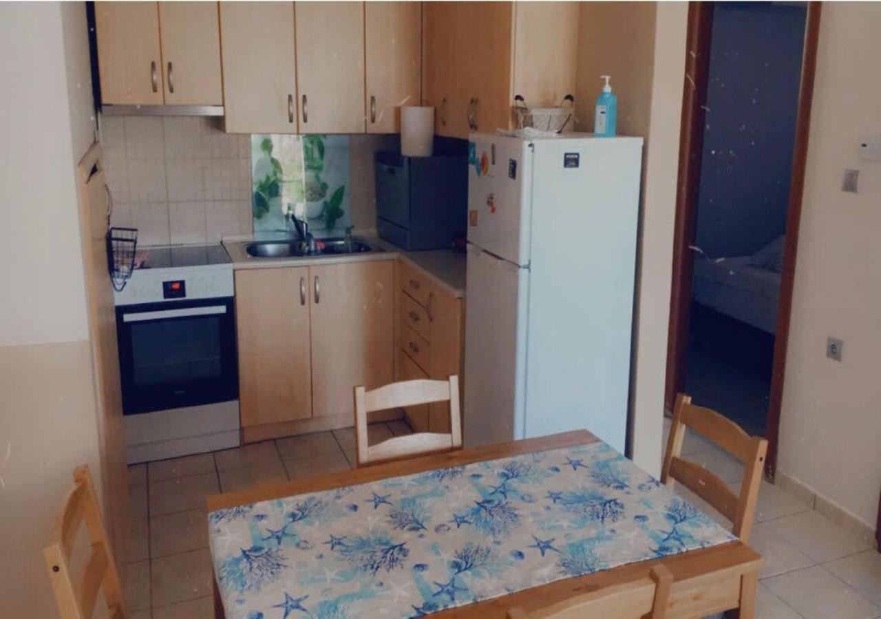 Blue Appartment Nea Iraklitsa Eksteriør bilde